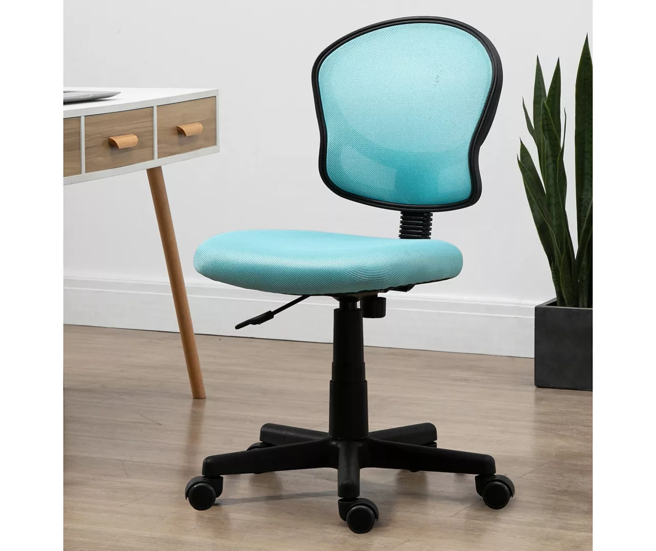 Real Living Rolling Mesh Office Chair 8 Real Living Rolling Mesh Office Chair - Image 8